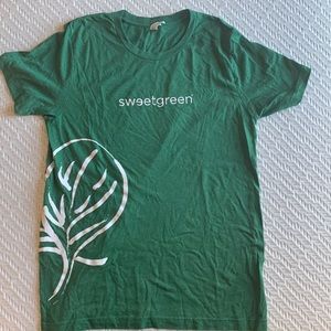 OG sweetgreen swag - shirt size M